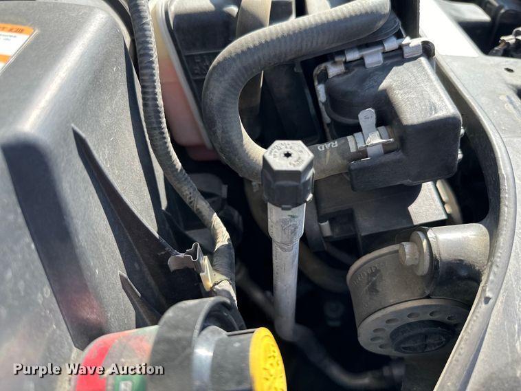 image for item LR9316 2015 Ford  F550 SuperCab bucket truck