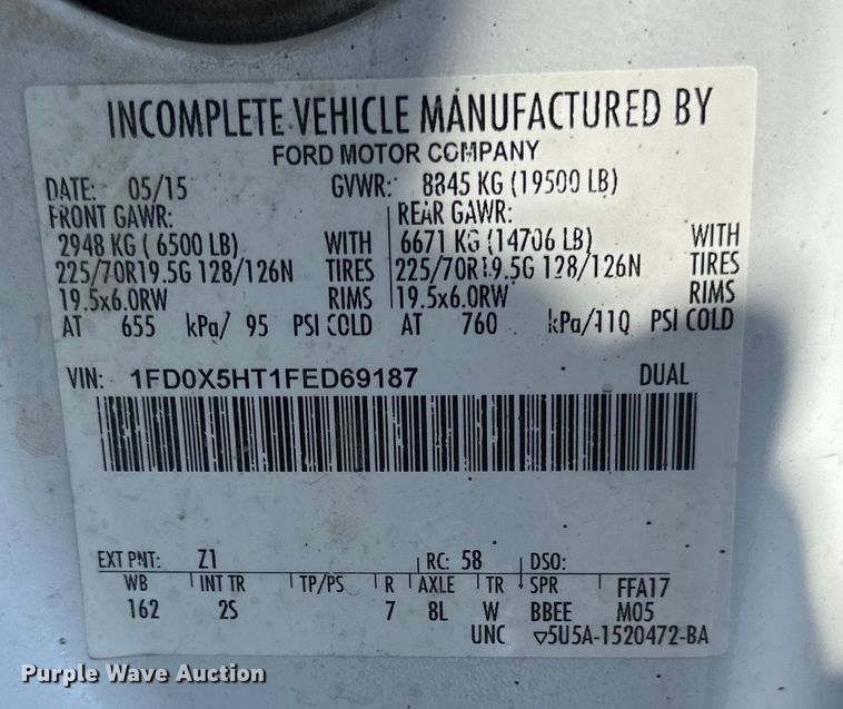 image for item LR9316 2015 Ford  F550 SuperCab bucket truck