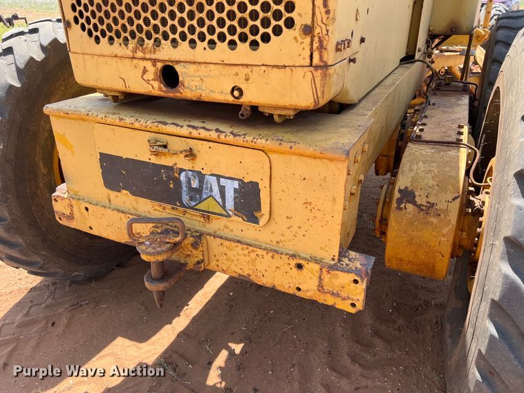 image for item LU9842 1967 Caterpillar 12F rigid frame motor grader
