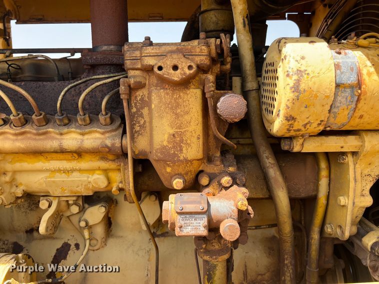 image for item LU9842 1967 Caterpillar 12F rigid frame motor grader