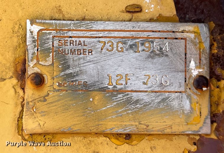 image for item LU9842 1967 Caterpillar 12F rigid frame motor grader