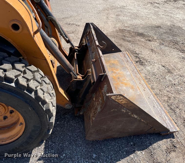 image for item LW9016 2011 Case SV185 skid steer loader