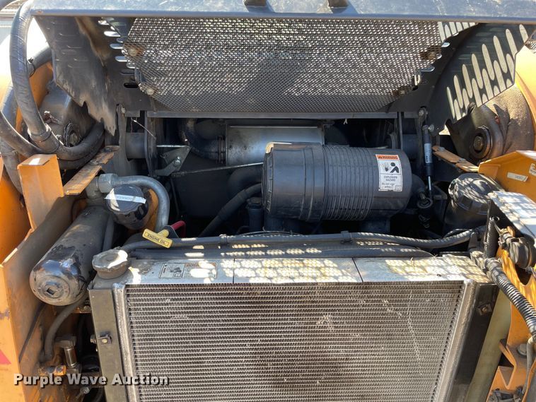 image for item LW9016 2011 Case SV185 skid steer loader