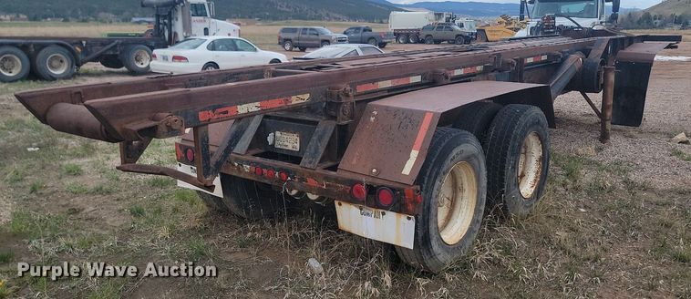 image for item ML9285 1995 roll-off container trailer