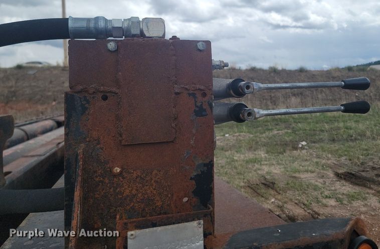 image for item ML9285 1995 roll-off container trailer