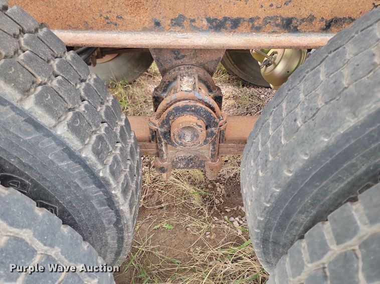 image for item ML9285 1995 roll-off container trailer