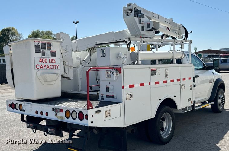 image for item ND9225 2015 Dodge   Ram 5500HD bucket truck