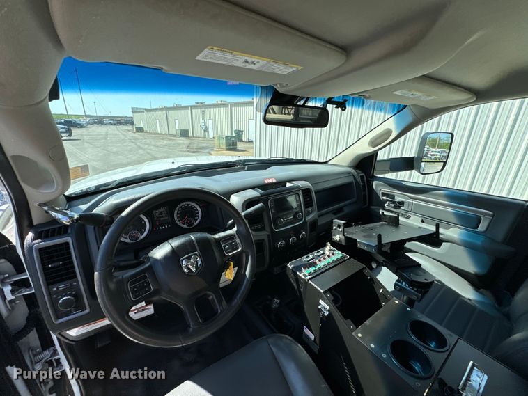 image for item ND9225 2015 Dodge   Ram 5500HD bucket truck