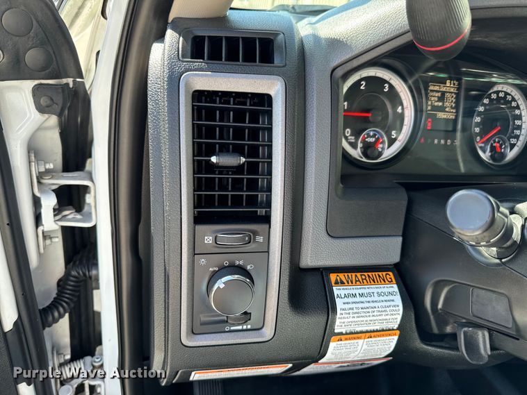 image for item ND9225 2015 Dodge   Ram 5500HD bucket truck