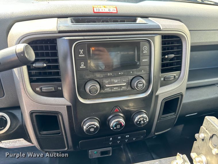 image for item ND9225 2015 Dodge   Ram 5500HD bucket truck