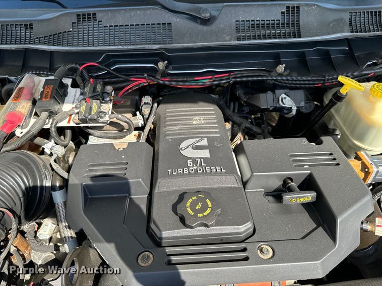 image for item ND9225 2015 Dodge   Ram 5500HD bucket truck