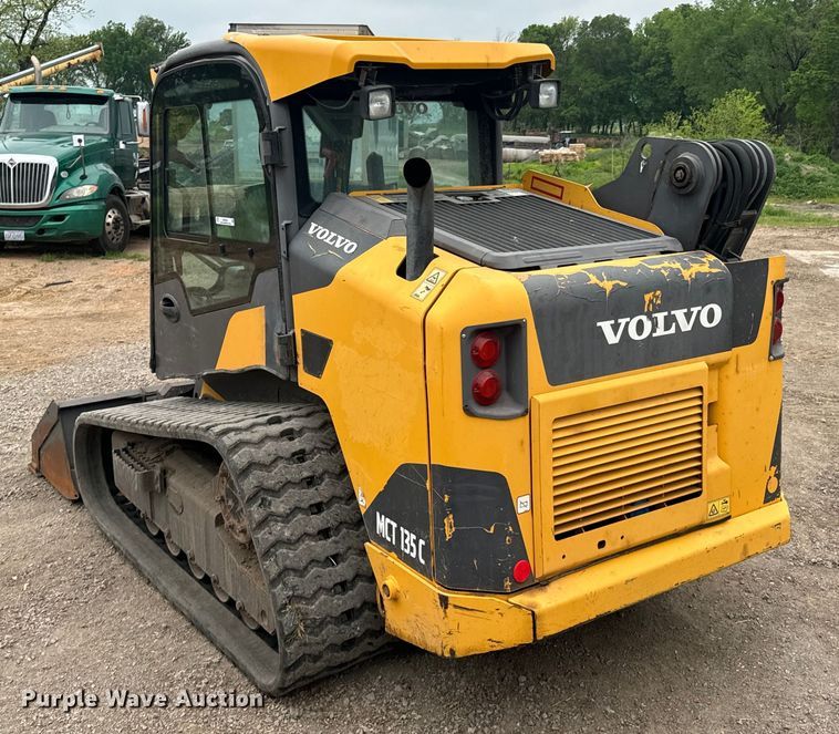 image for item ND9245 2016 Volvo MCT 135C tracked skid steer loader