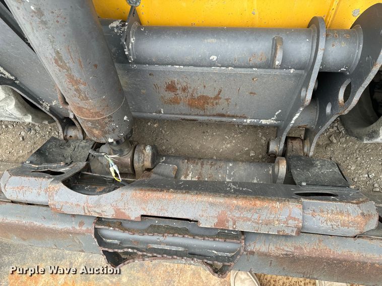 image for item ND9245 2016 Volvo MCT 135C tracked skid steer loader