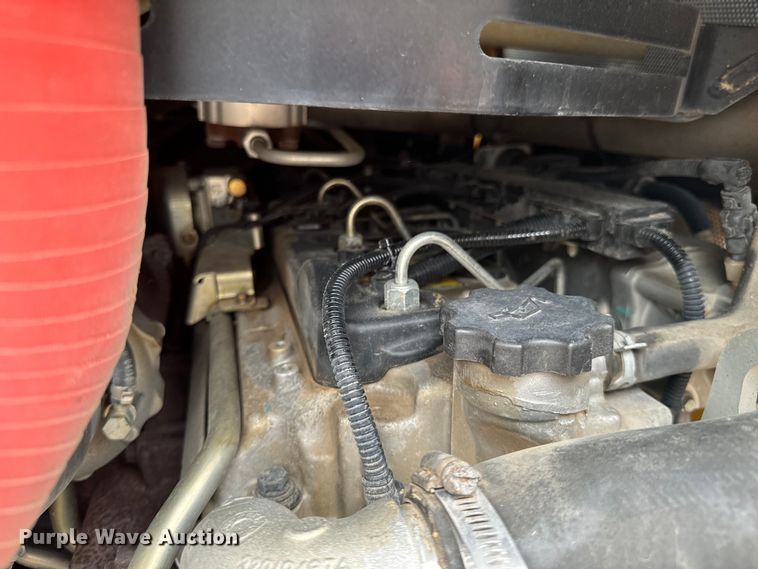 image for item ND9245 2016 Volvo MCT 135C tracked skid steer loader