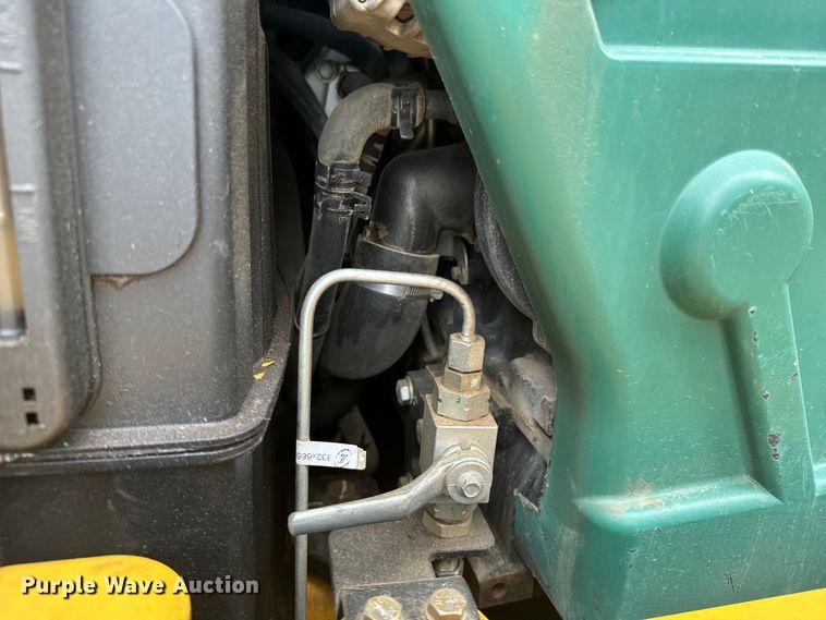 image for item ND9245 2016 Volvo MCT 135C tracked skid steer loader