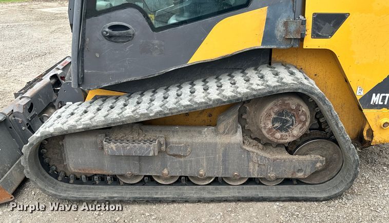 image for item ND9245 2016 Volvo MCT 135C tracked skid steer loader