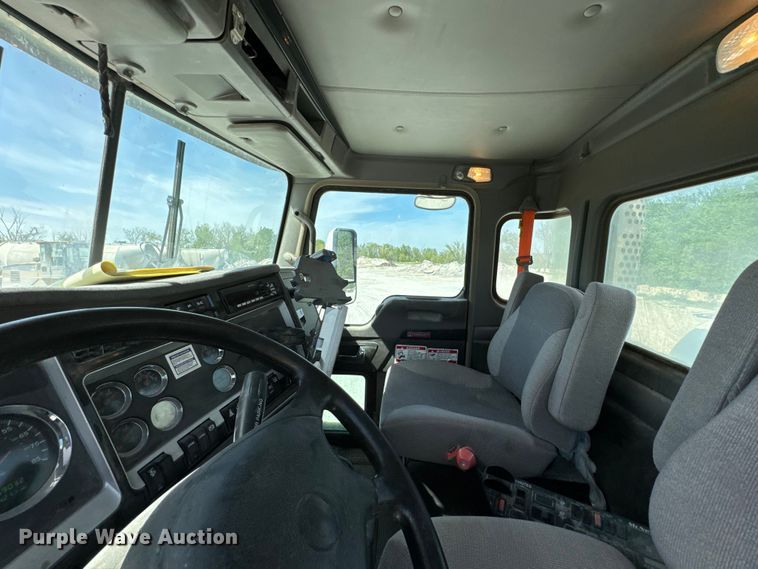 image for item ND9261 2016 Kenworth W900 ready mix truck