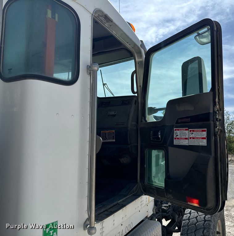 image for item ND9261 2016 Kenworth W900 ready mix truck