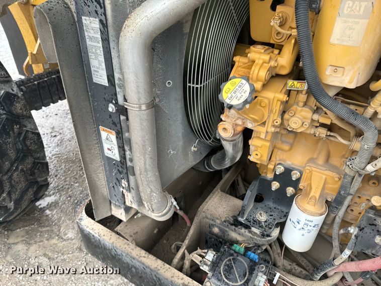 image for item ND9310 2013 Caterpillar TL1055C telehandler