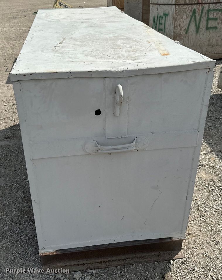 image for item NH9138 (3) Toolboxes 