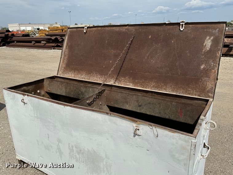 image for item NH9138 (3) Toolboxes 