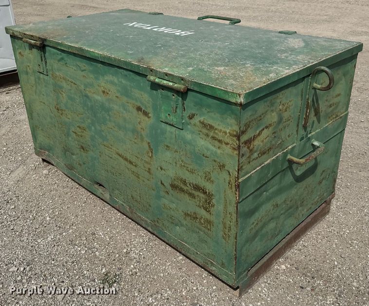 image for item NH9138 (3) Toolboxes 