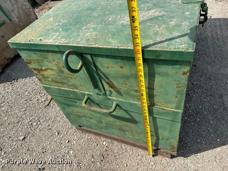 image for item NH9138 (3) Toolboxes 