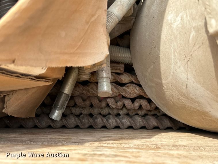 image for item NH9139 Tools