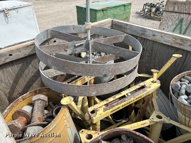 image for item NH9139 Tools