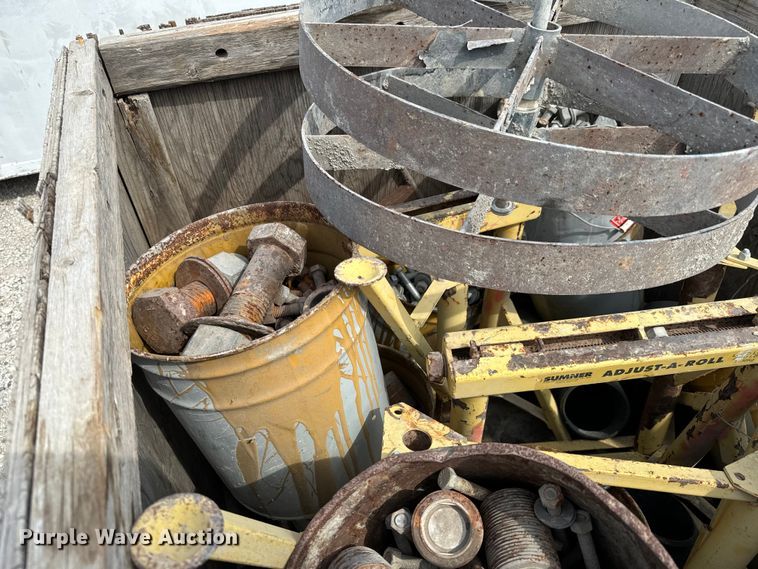 image for item NH9139 Tools