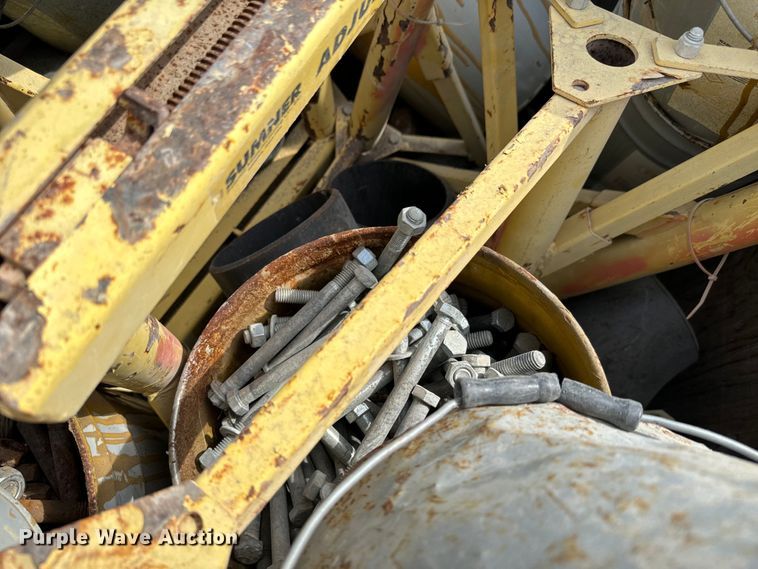 image for item NH9139 Tools