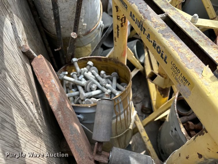 image for item NH9139 Tools