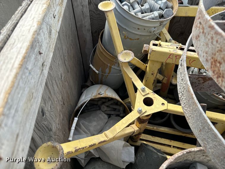 image for item NH9139 Tools