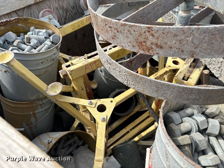 image for item NH9139 Tools