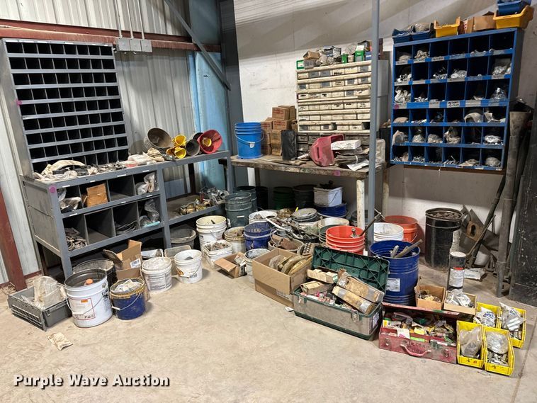 image for item NH9143 Tools