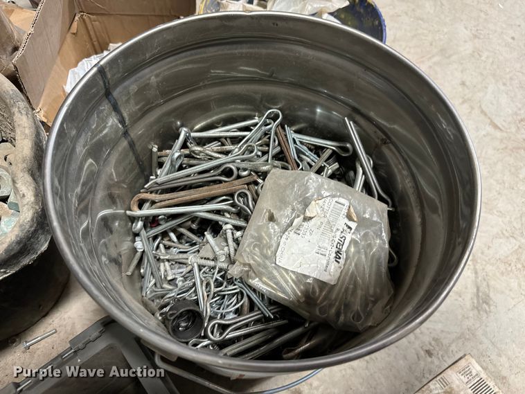 image for item NH9143 Tools