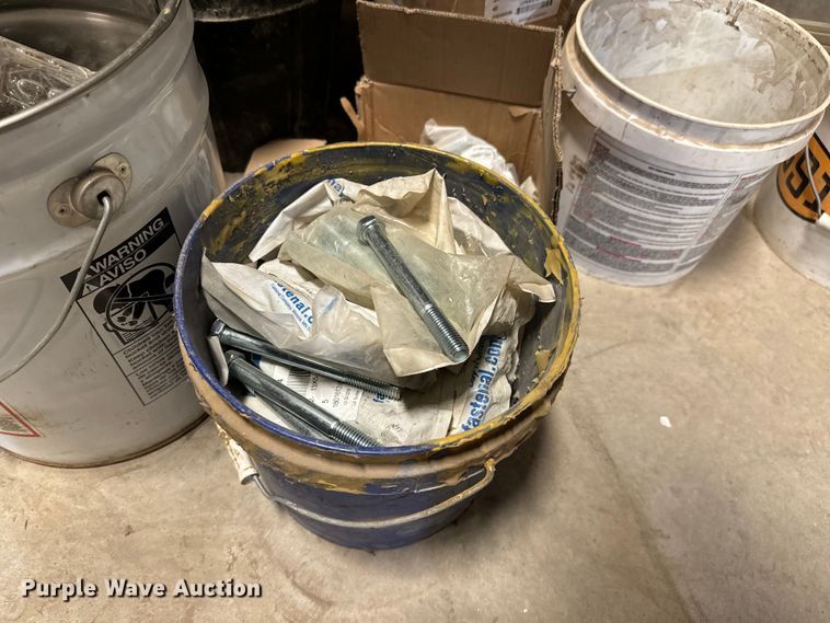 image for item NH9143 Tools