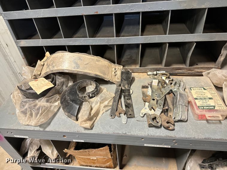 image for item NH9143 Tools