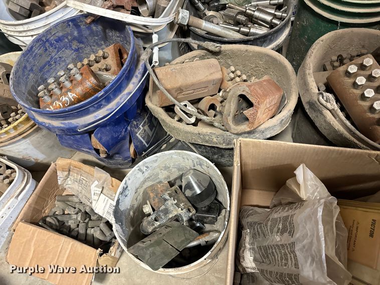 image for item NH9143 Tools