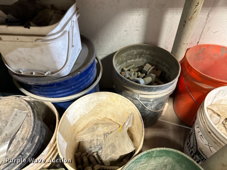 image for item NH9143 Tools