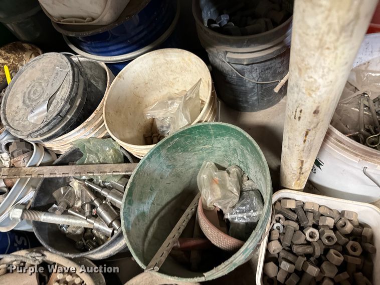 image for item NH9143 Tools