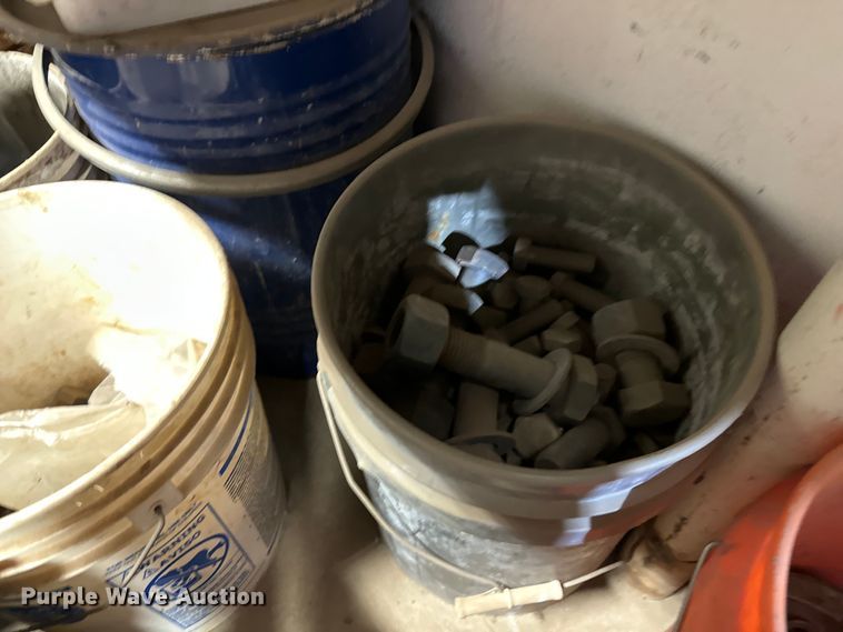 image for item NH9143 Tools