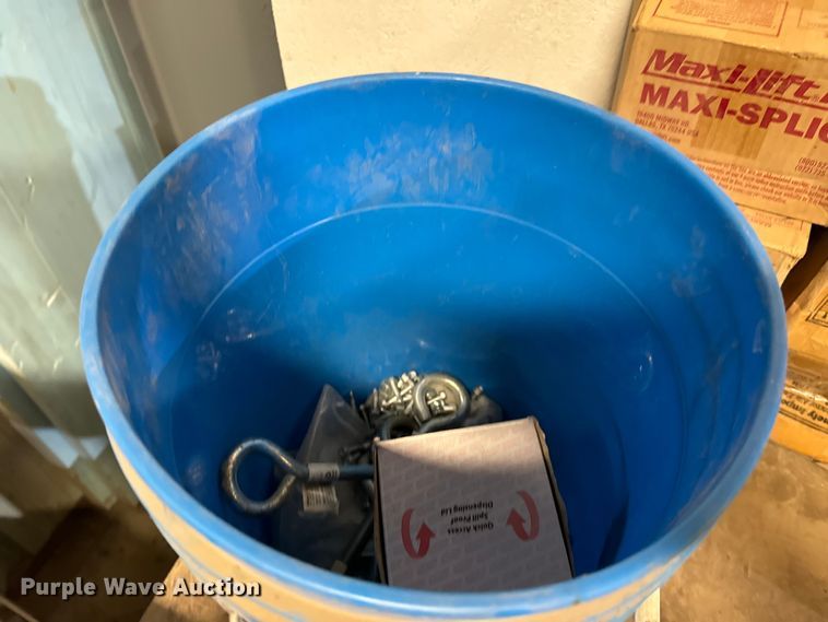 image for item NH9143 Tools