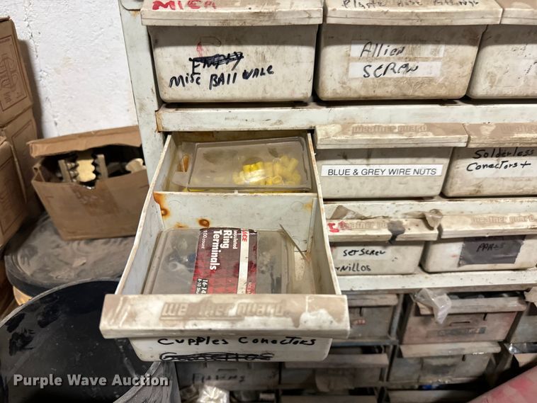 image for item NH9143 Tools