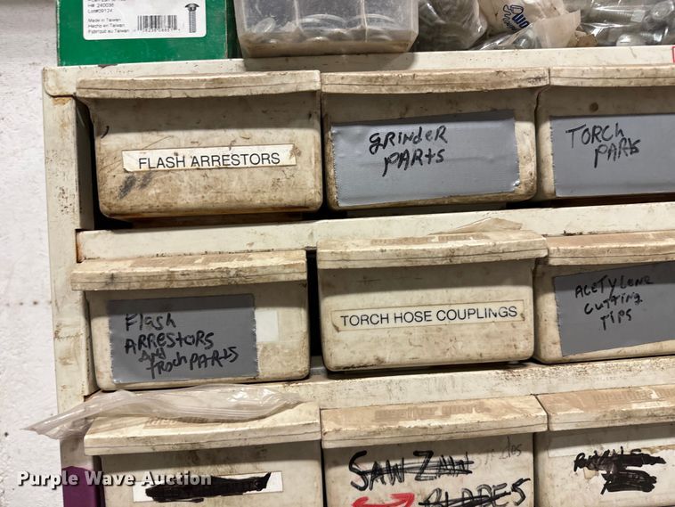 image for item NH9143 Tools