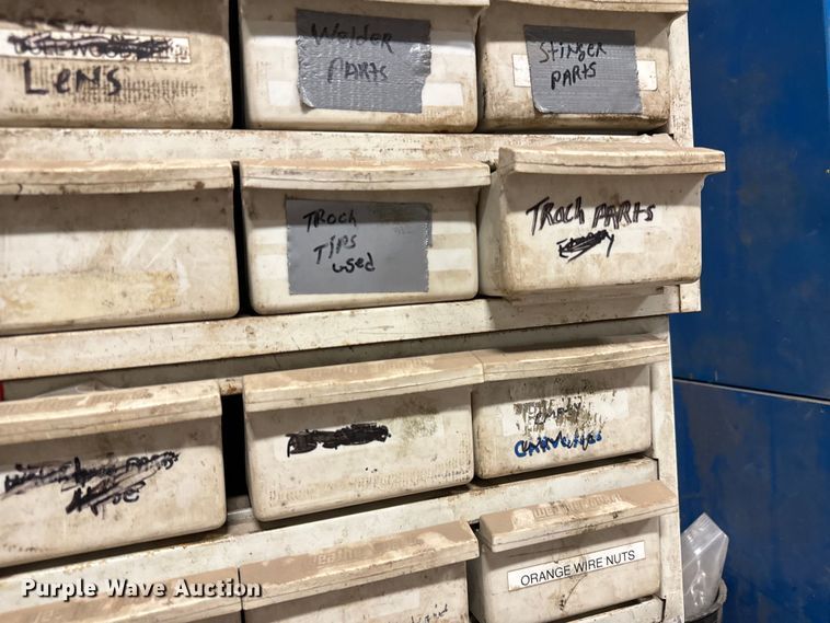 image for item NH9143 Tools