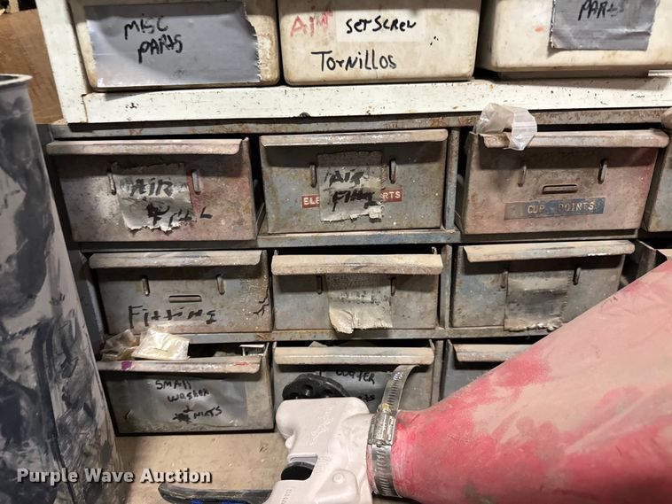 image for item NH9143 Tools