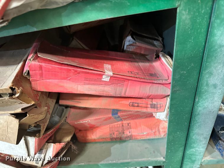 image for item NH9144 Tools