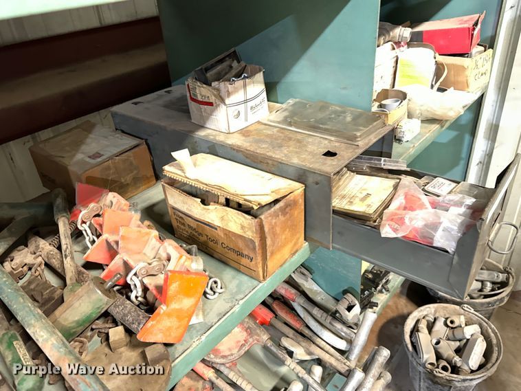 image for item NH9145 Tools