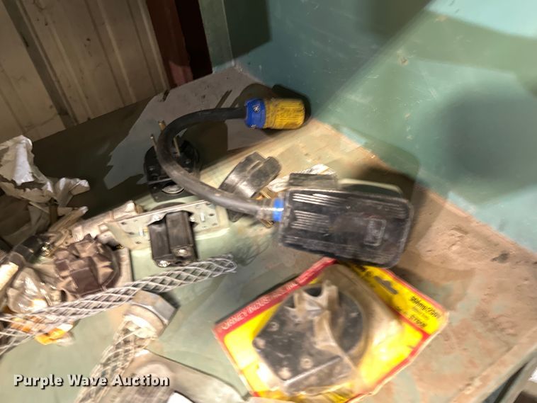 image for item NH9145 Tools